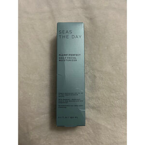 NIB Sun + Moon Seas the Day Plump +Perfect Daily Moisturizer 150ml | Hydrating